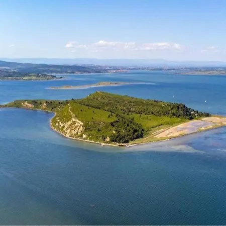Le Bruit Des Vagues Sur Gite Echarou Port-la-Nouvelle Exterior photo